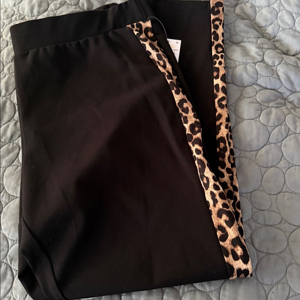 Michael Kors Cheetah Striped Leggings